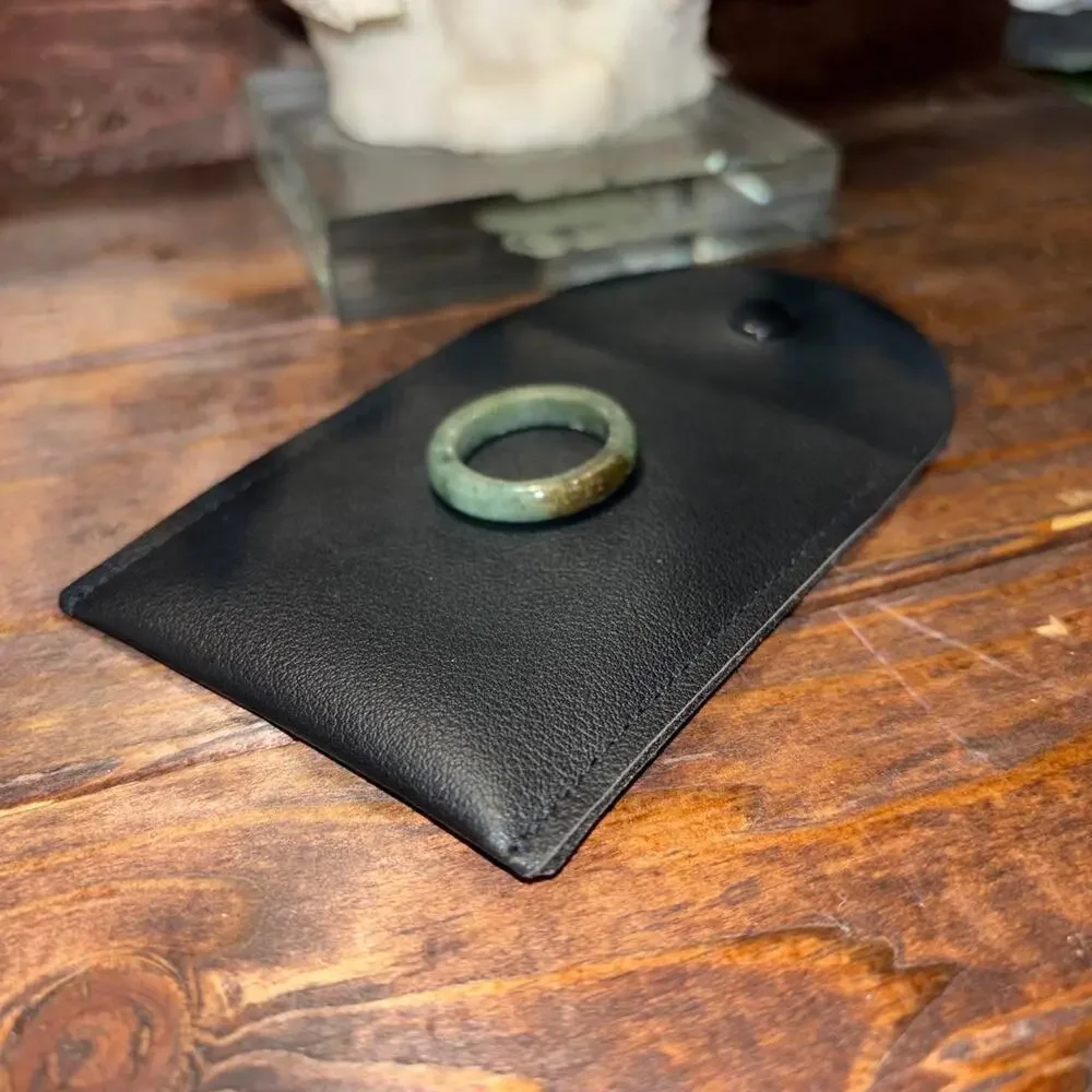 Unisex size 10 green ring